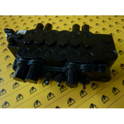 Rozdzielacz tył pasujący do JCB 3CX 4CX - 25/624300